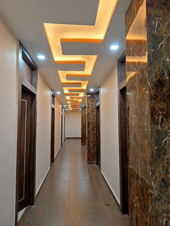 Hotel Cross Road By Wb Inn Unnāo 외부 사진